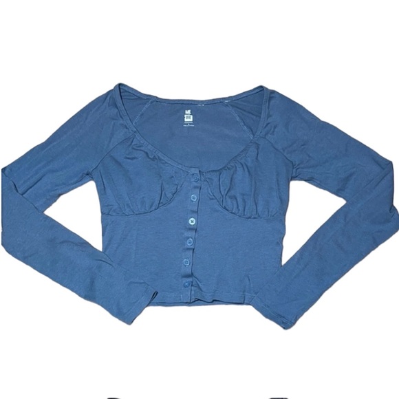 Me to We Tops - Women’s Me To We Blue Long Sleeve Buster Button Down Crop Top S